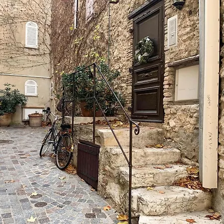 Old 2 Terraces Sea And Mountain Views Appartement *