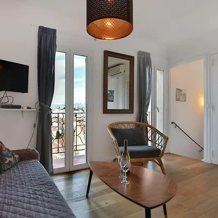 Old 2 Terraces Sea And Mountain Views Appartement